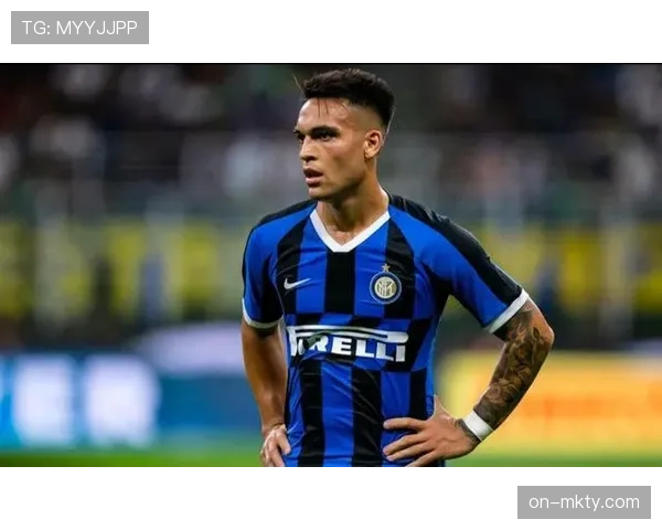 那不勒斯与队内主力边后卫达成续约协议，违约金1亿欧元