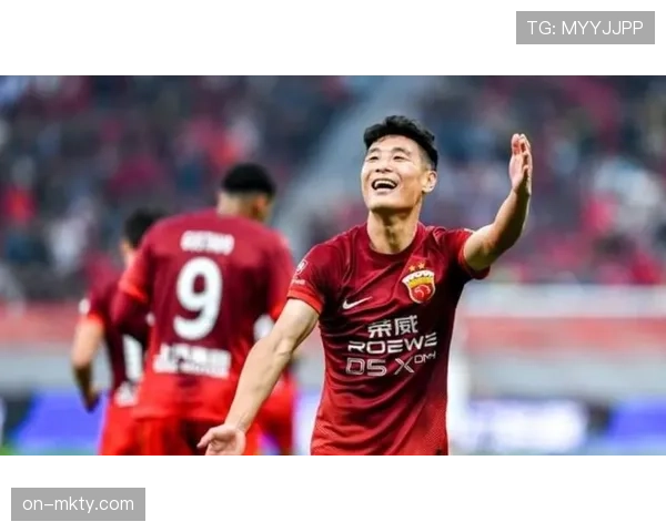 中国足协公布4月最佳奖项候选：武磊、克雷桑、恩里克入围最佳球员